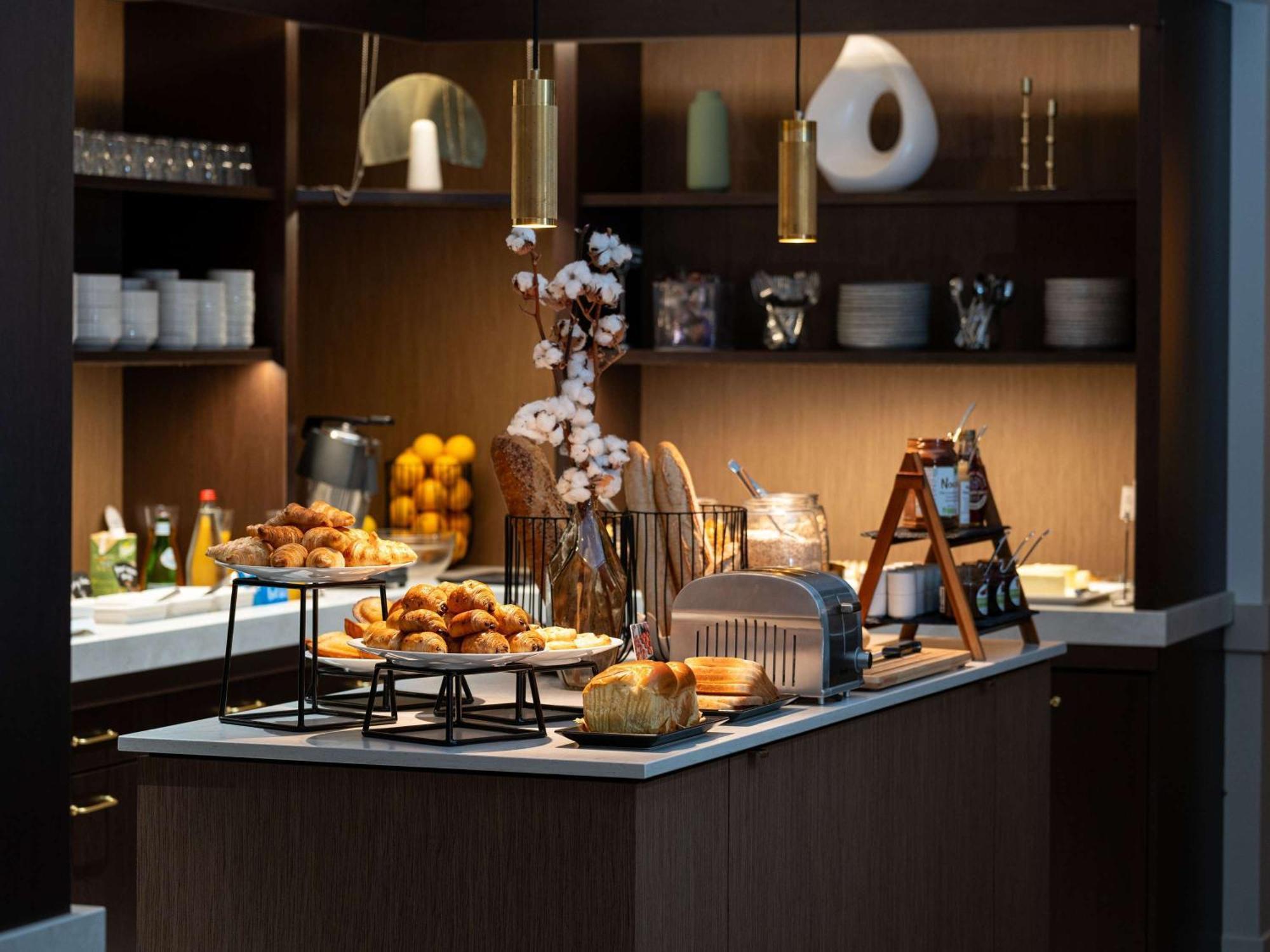 Mercure Le Mans Batignolles Buitenkant foto